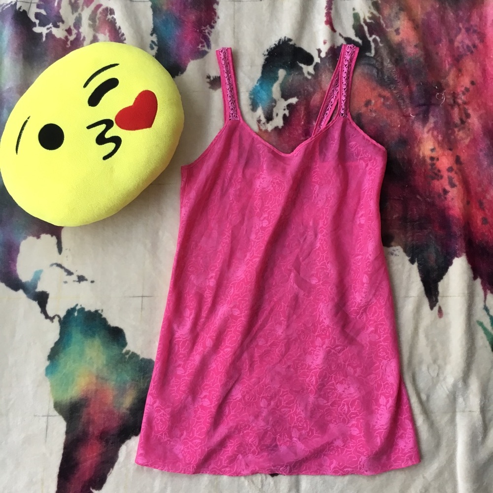 pink California Miss nightie